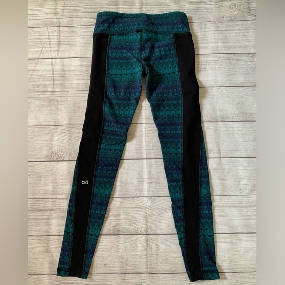 ALO Yoga Illusion 3 Leggings Black/Teal Green Tribal Abstract Print Size Small - Picture 7 of 10